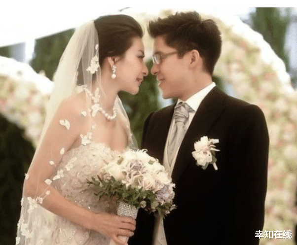 郭晶晶|40岁郭晶晶再添新身份，豪门儿媳只是陪衬，这次是霍家高攀没错了