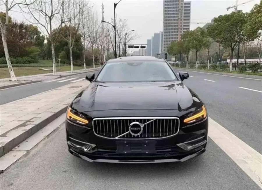 沃尔沃s90|为贪图性价比，居然买了沃尔沃S90！奉劝大家，千万不要为了便宜买这款车