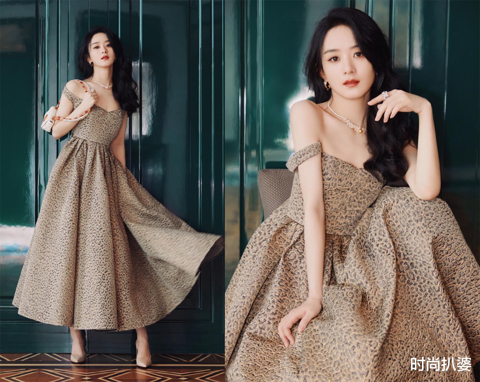 时尚扒婆|盛装出席看展览,冯德伦显老状态不如舒淇,赵丽颖转型做风情御姐