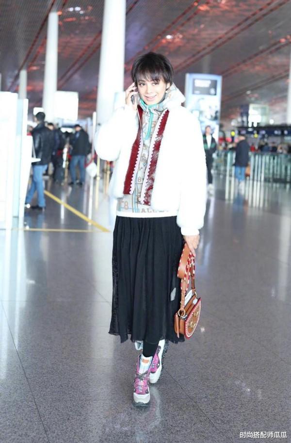 口红|?真看不懂宁静的时尚,穿豹纹涂“中毒色”口红,也就她能驾驭得住