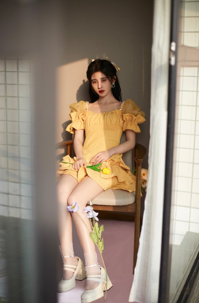 何有强 鞠婧祎毫不在意身高，穿旗袍竟然意外惊艳，不愧是“四千年美女”