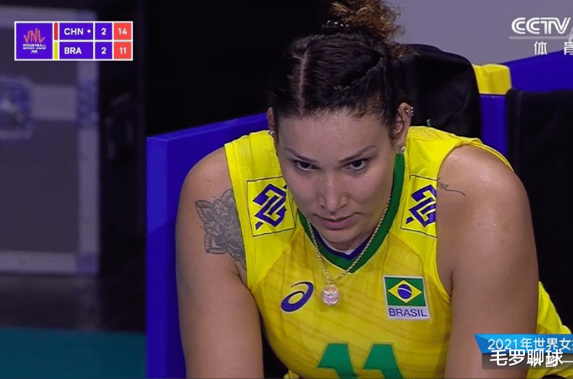 郎平|巴西教父黑臉，頭號巨星哭了，郎平率中國女排全隊，笑著慶祝絕殺