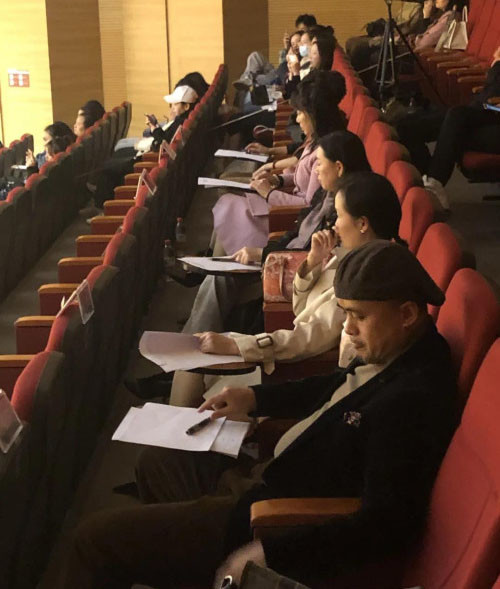 热点微评社 你算什么东西！选手质疑“比赛”作弊：虚荣竟让人忘了教养！