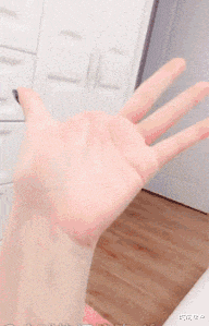 时尚炫点 “为什么大学女生看起来要比男生有钱的多？”