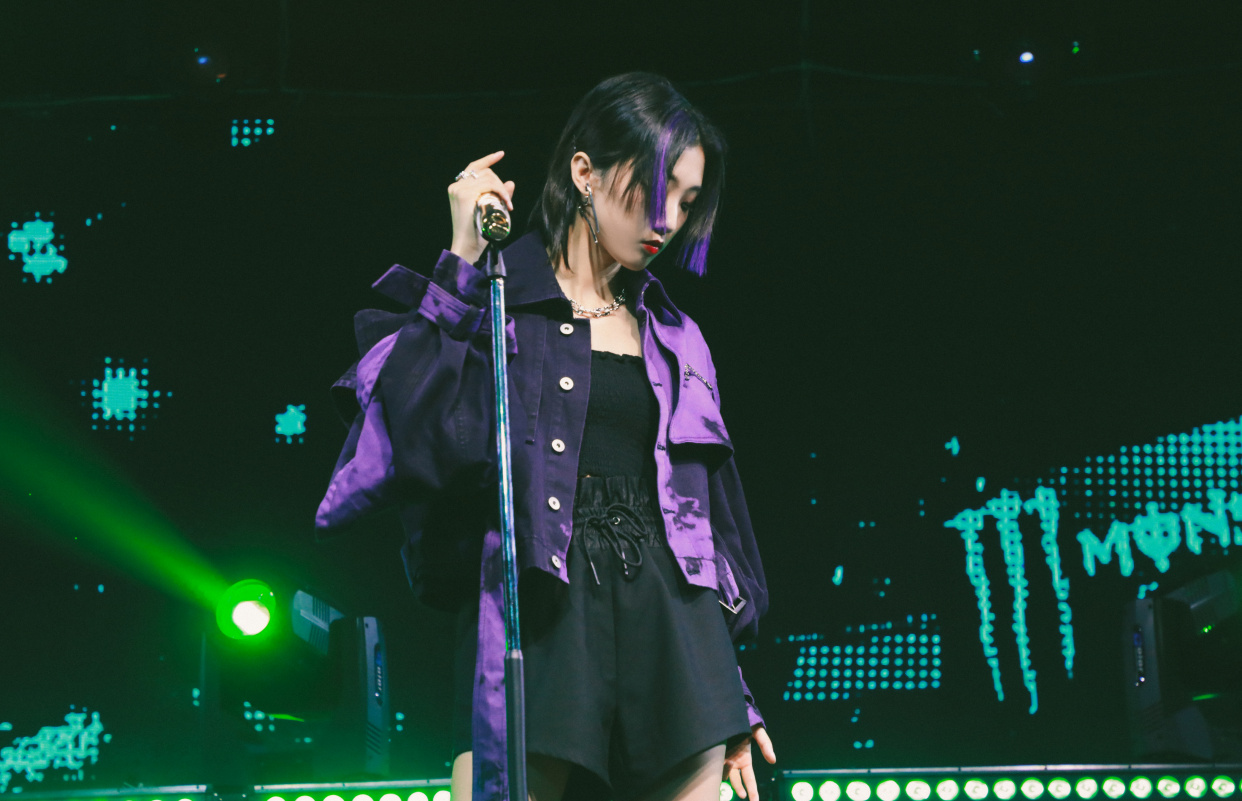 火箭少女|离开火箭少女后，十一位女生发展各不相同，杨超越断档式领先