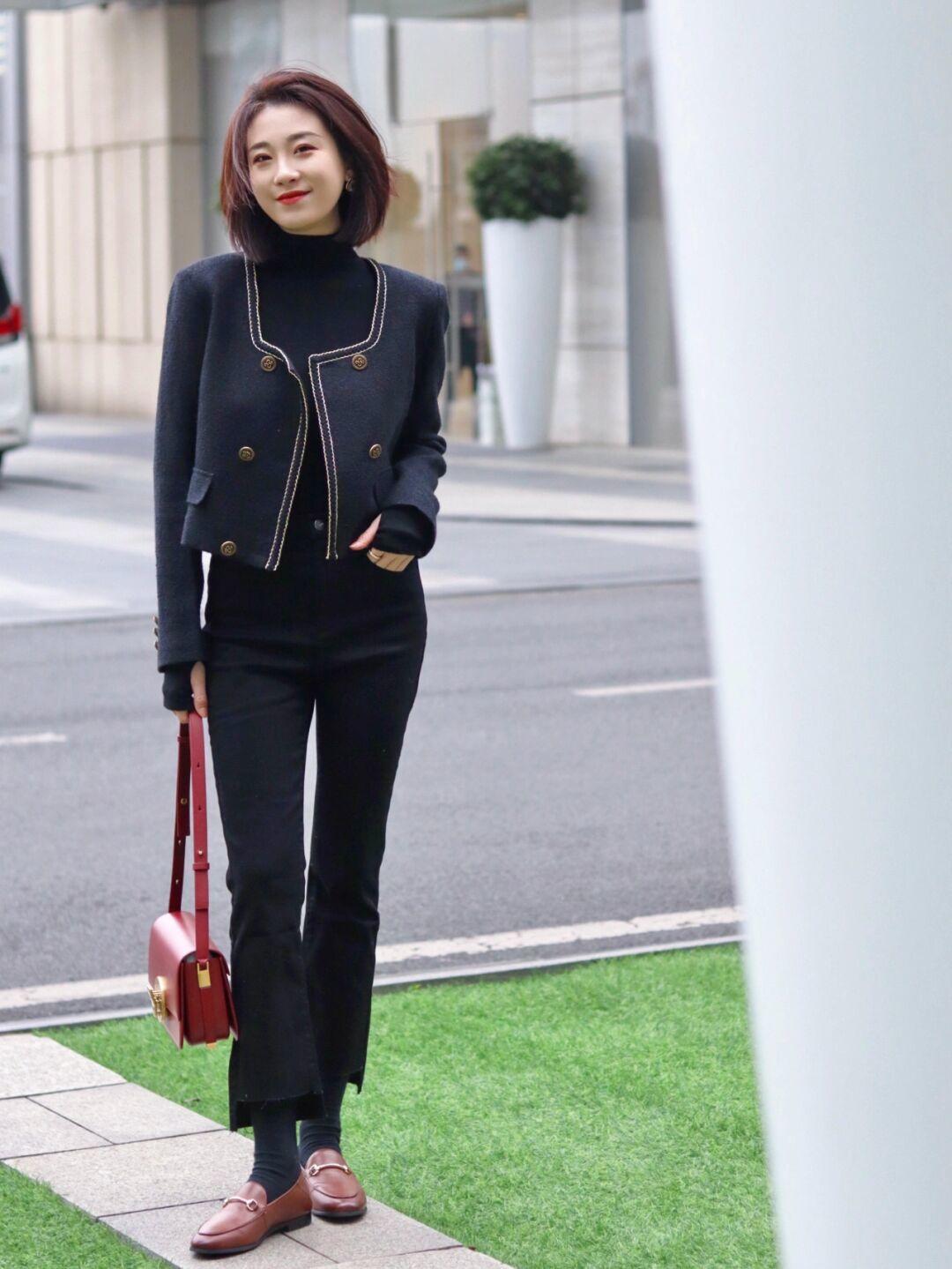 星座男|适合职场OL的“小香风外套”,精致华美,真是贵妇的典范