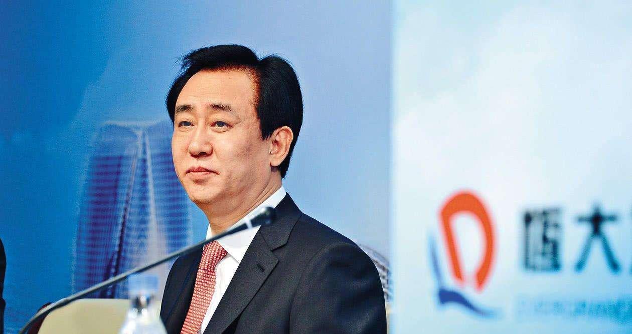 apache|拿几十亿帮王健林渡难关，又拿20亿帮许家印，自己身价却缩水千亿