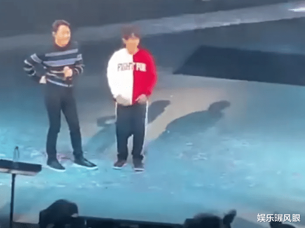 四大天王|“四大天王”黎明越混越差?助阵不知名歌手演唱会,网友:缺钱了