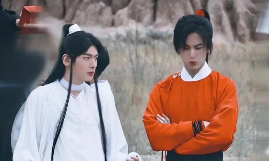 火箭少女|又一低成本古装开拍，火箭少女当女主，男演员服化道好敷衍