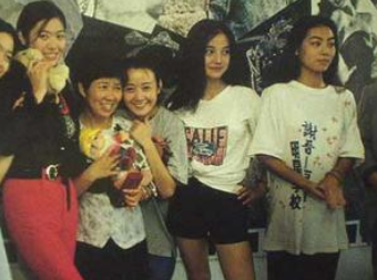 赵薇|42岁赵薇的亲哥哥曝光,难怪妹妹事业如此成功,网友:不得不服了