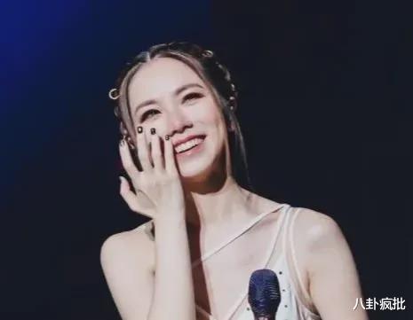 邓紫棋|邓紫棋又分手的瓜！