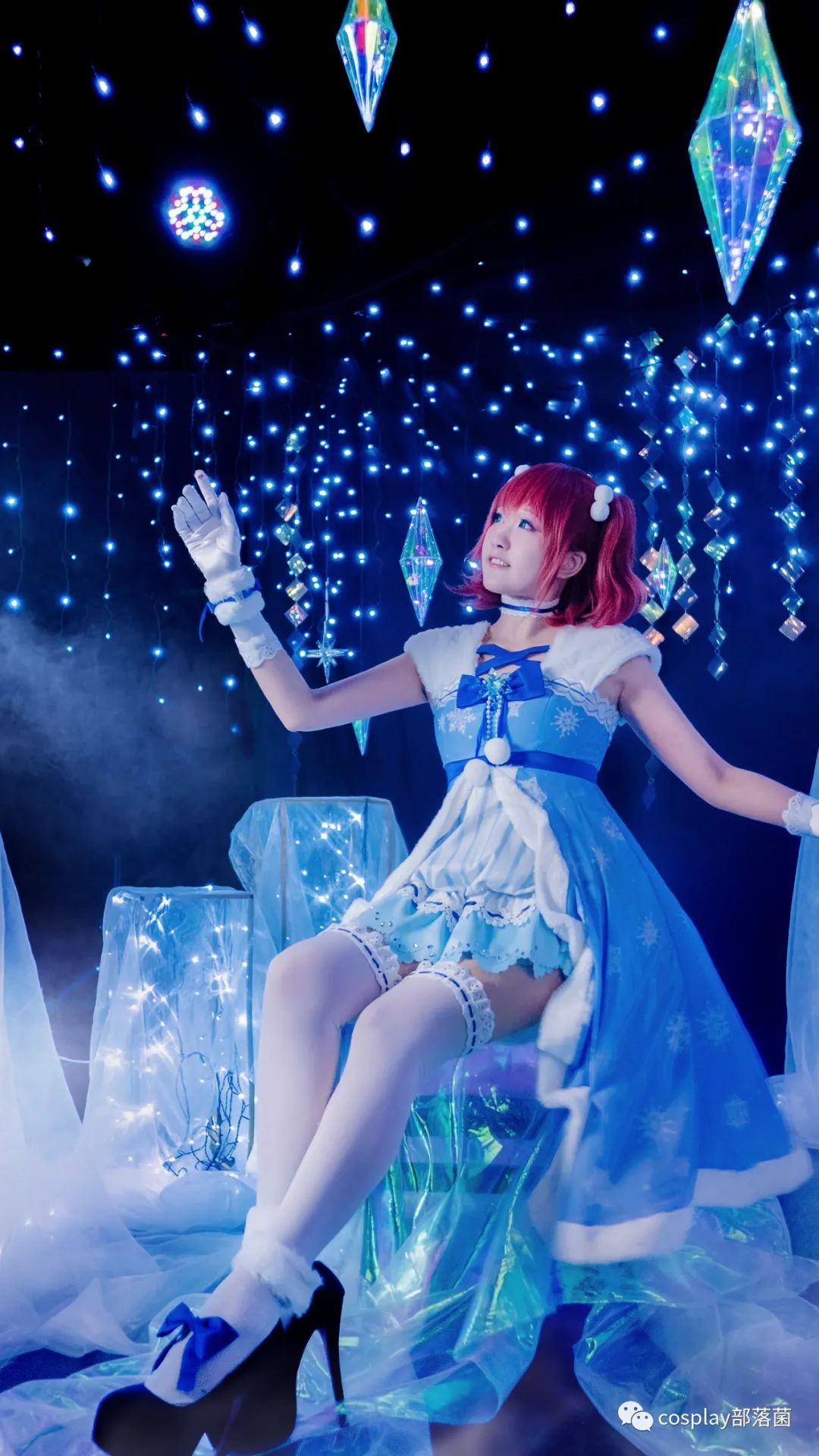 |cos：国木田和黑泽cos正片，玩雪水团