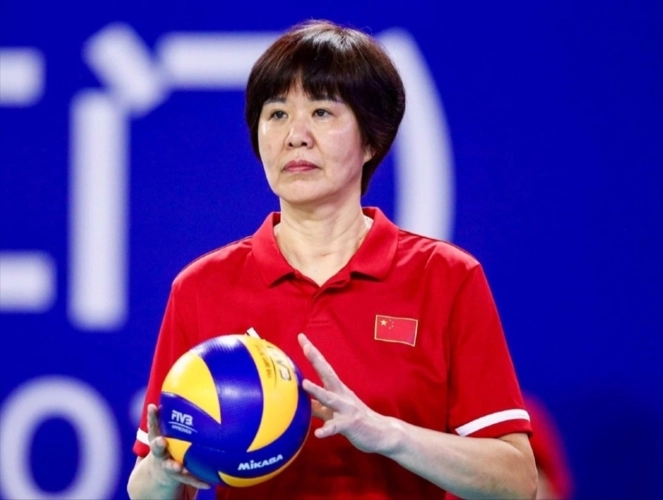 马鲁万·费莱尼|下午3点，中国女排活动决定引球迷质疑，辜负排球先辈！