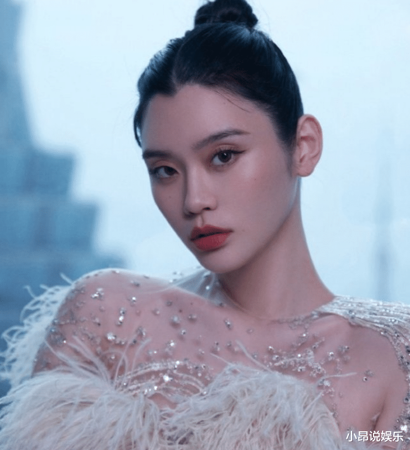 赵丽颖|奚梦瑶这是要直逼180的节奏？大晒孕期瑜伽照，自曝还在不断长高