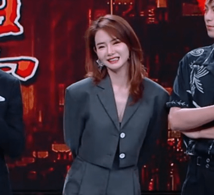 田源|曾多次被曝光“恶劣绯闻”，如今又被锤猥亵女学生，该好好整治了