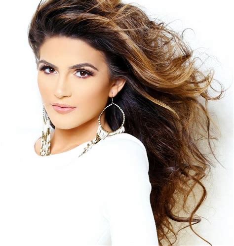 艾娃|美丽女星：Ava Tortorici