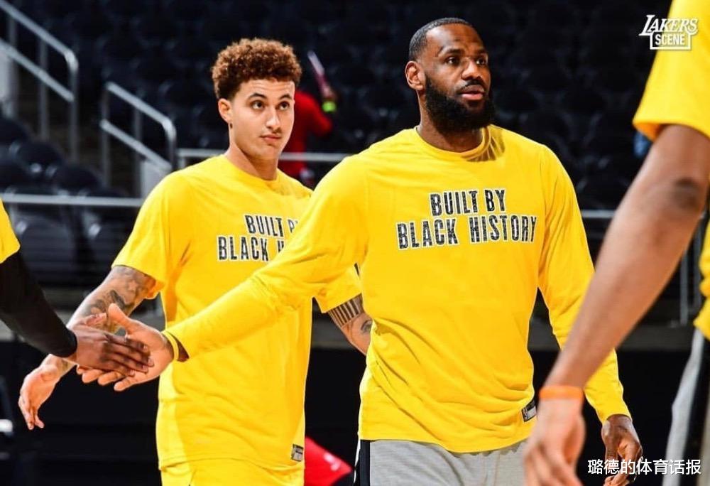 库兹马|12中8，湖人19分惨败库兹马仍该夸，老詹也有了自己的罗德曼