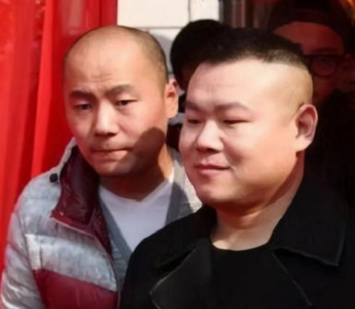 岳云鹏|岳云鹏回老家，把弟弟叫到房间，想让弟弟跟着自己，没想到弟弟却回绝了