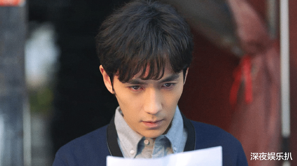 朱一龙|朱一龙代表作上热搜，《无限深度》预约人数飙升，铁粉写下心愿