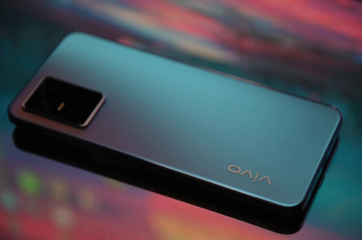 上官从云|自拍不仅仅靠手势！vivo S10带你走进新世界