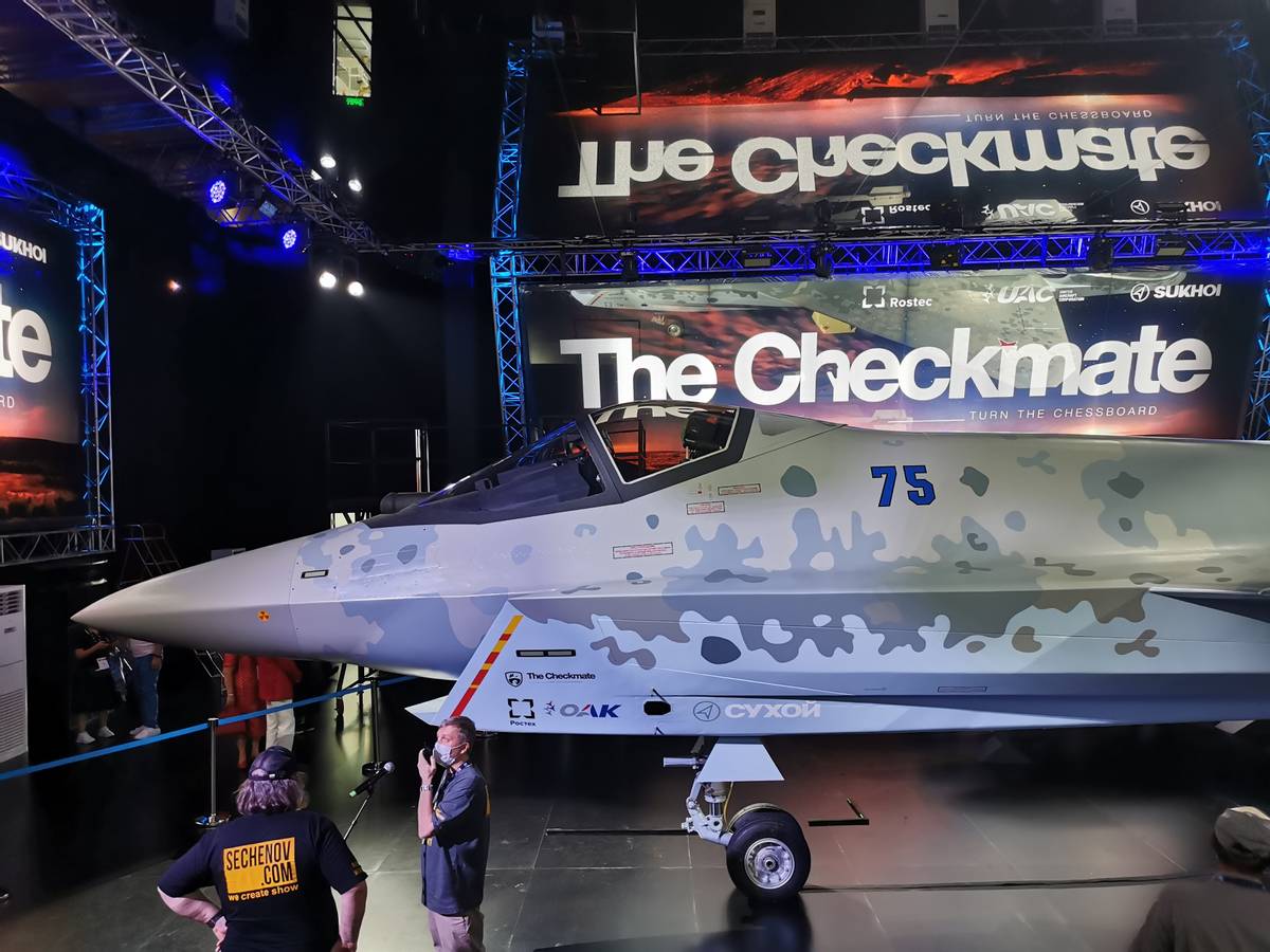 F-35|实拍俄最新五代战机首次海外亮相,阿联酋或第一个采购F35