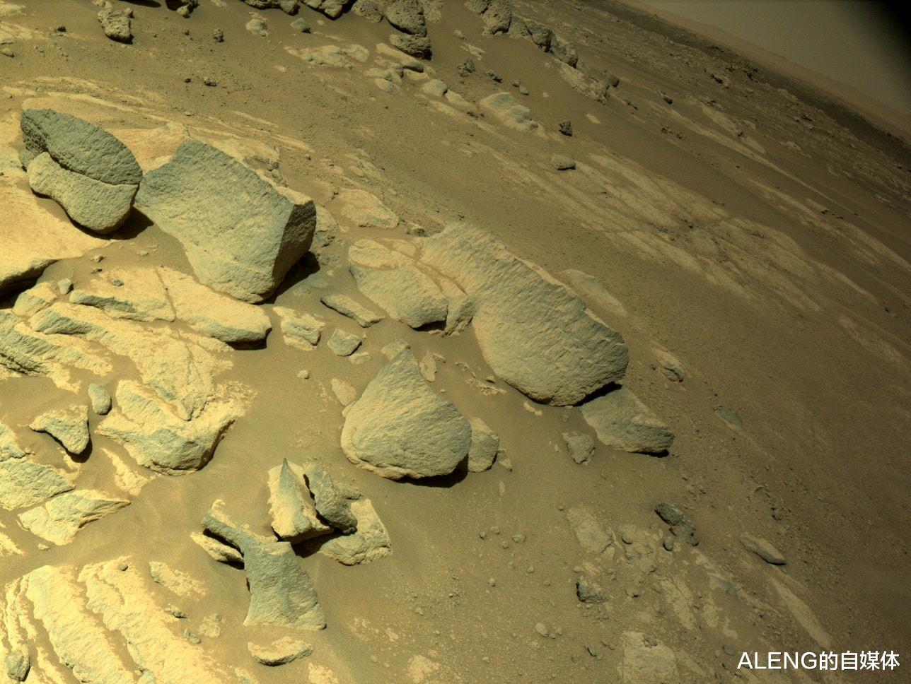 毅力号在火星上发现奇怪的东西,NASA:此前从未见过!