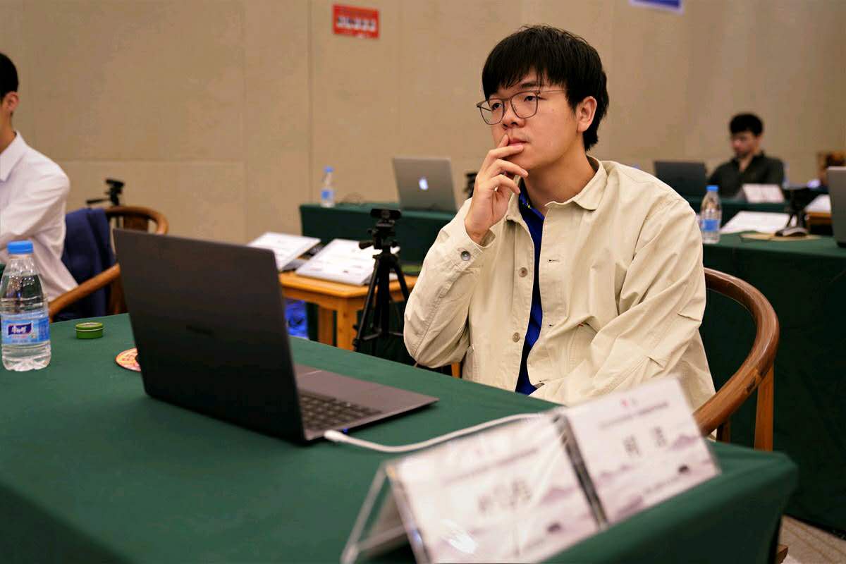 柯洁|年底收获第二冠 柯洁：本命年运气不好，新年会带给棋迷来新气象