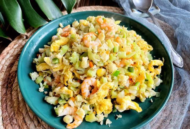 运动 无米、低脂、营养、美味,减肥期间也能吃饱的炒饭,一定不能错过