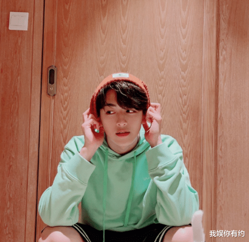 张艺兴|R1SE组合已毕业四个月，各成员发展大不一样，焉栩嘉仍没有通告？