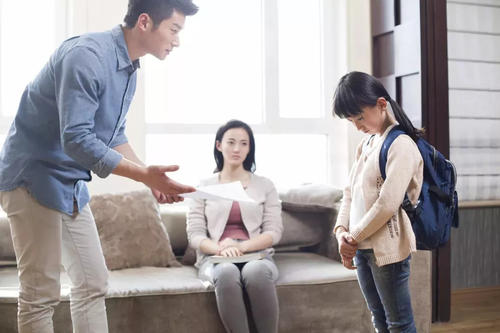 小杨说育儿|李玫瑾:别掏心掏肺对孩子好,“三不惯两不管”将来才有出息