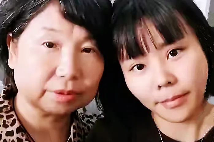 刘亦菲|“错换”中的两家几乎全民带货，你看好谁？