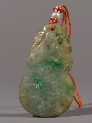 翡翠|清 老翡翠大吉葫芦牌。