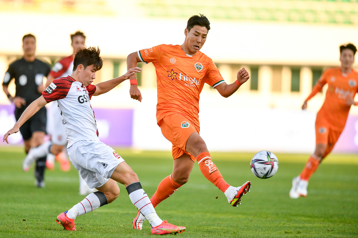 江原fc|评球家｜韩足总：江原FCvs大邱FC，足总杯半决赛看实力还是战意