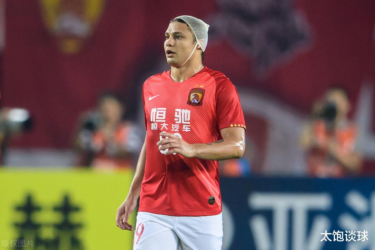 广州队|霸主球队不忍了，紧急启动换帅程序，新帅隔离中，球迷期盼已久