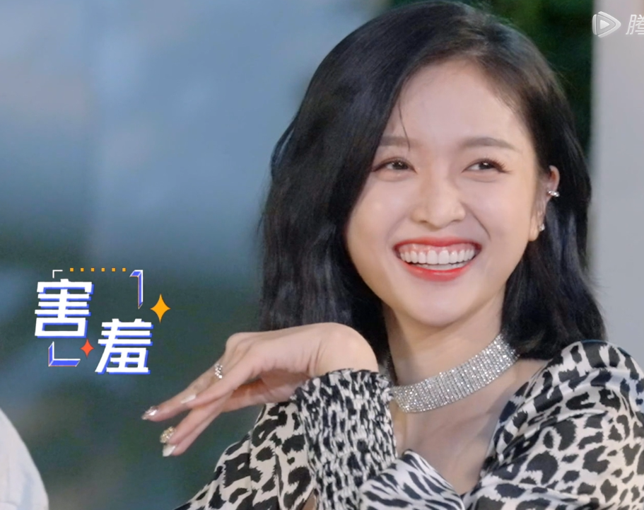 吴婉芳|陈小纭的脸，吴宣仪的腿，这个节目的收官夜有点费眼！