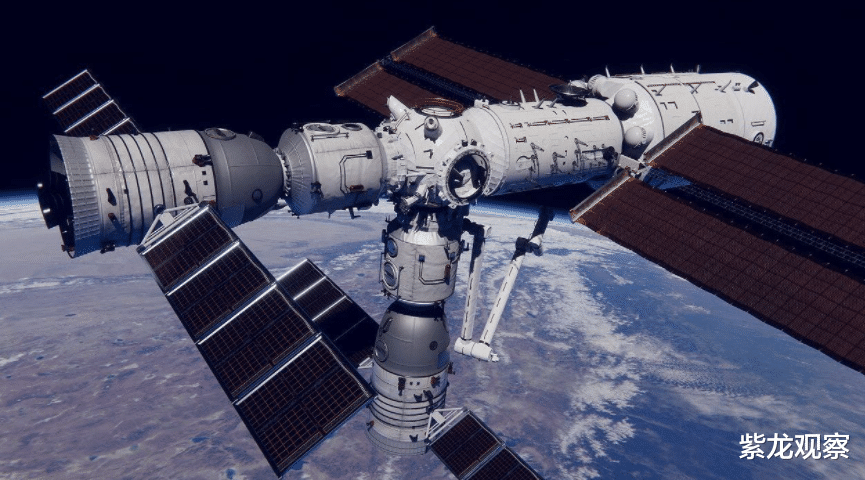 中国3名航天员入驻空间站,他们怎么喝水的?太有科技感了