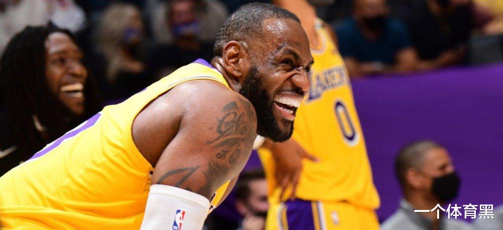 勒布朗·詹姆斯|这就是联盟第一人？生死战5次出现不防守，不是在卡篮板就是抱怨裁判