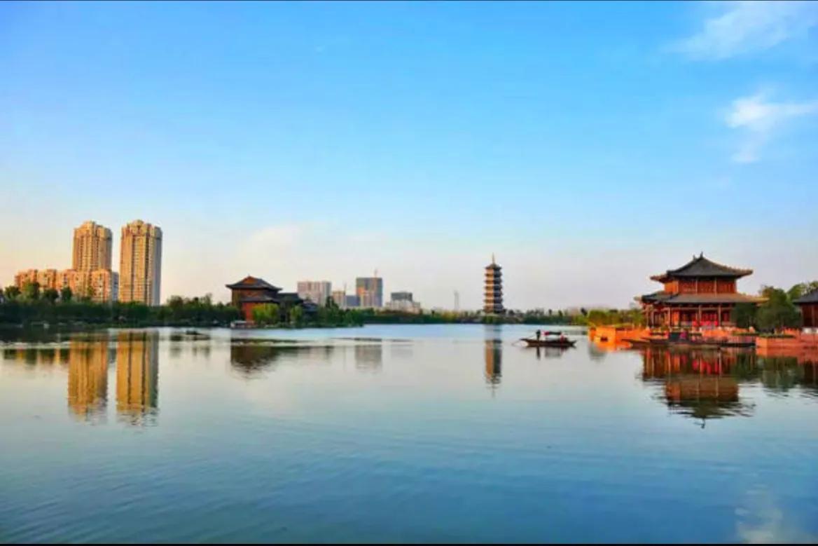 阜阳|我们更向往哪里？城市还是农村？房产哪里更有前途？