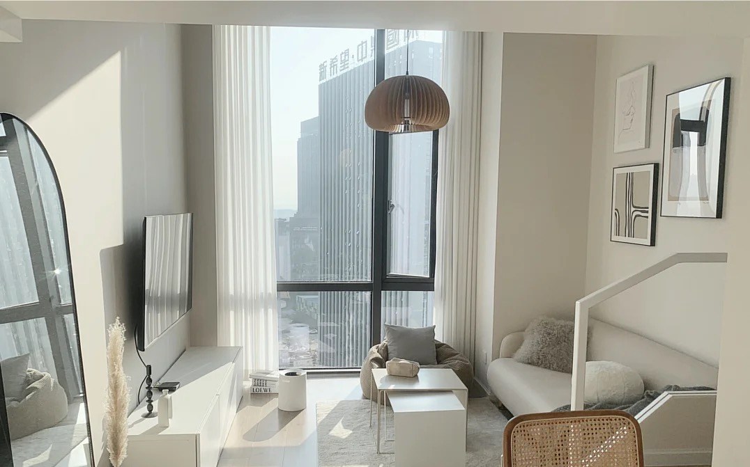 |她家38平米loft，装修特别简约温馨，一个人住简直太舒服了