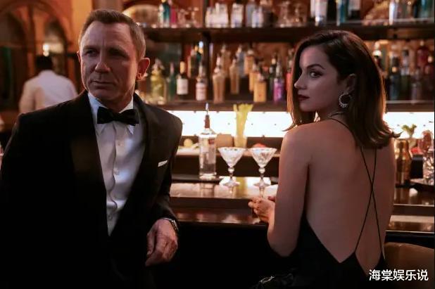 玛丽莲·梦露|邦女郎安娜继007之后，担纲《金发女郎》的梦露，美艳高冷太吸睛