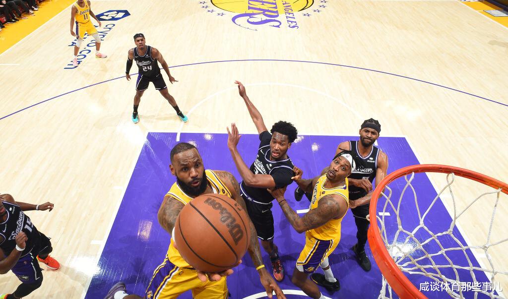 MVP|打进前4必拿MVP？詹皇场均34+10统治攻防，杜库字约德谁能稳压！