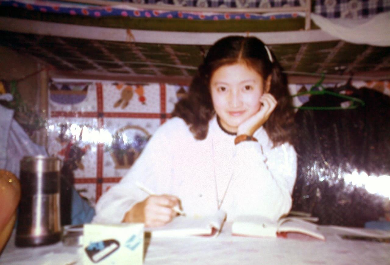 徐子淇|一婚嫁蒋虎，二婚嫁\国脸\刚强，美女主持春妮现在幸福得“刚好”