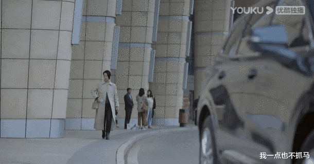 周迅|离婚才1年，她又官宣了：居然还带着18岁的儿子