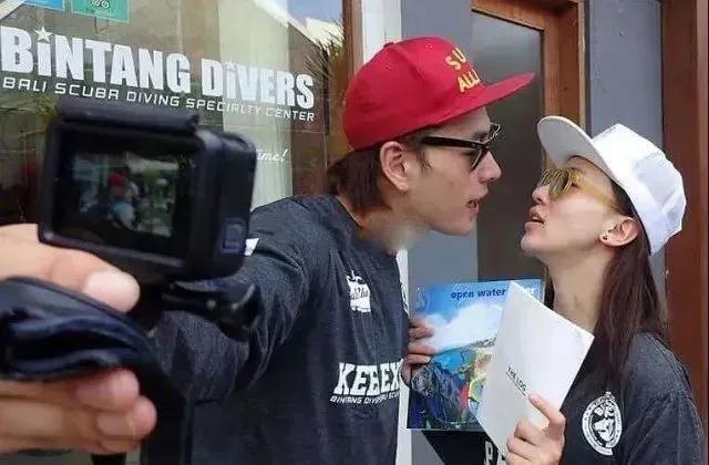 吴谨言|“撞脸半个娱乐圈”的吴谨言的26年成名史,太幸运了