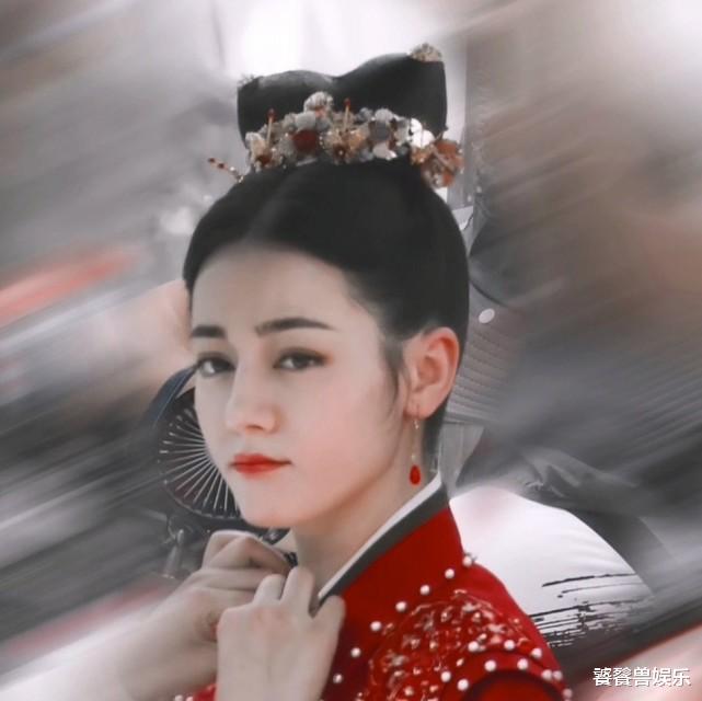 任嘉伦|迪丽热巴新剧路透来了：穿红衣展现侧颜杀，90花古装不再显老气