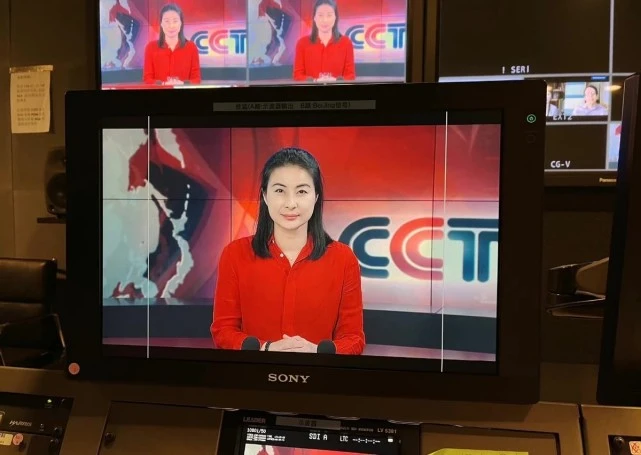 宋茜|郭晶晶央视脸美到开挂！穿中国红衬衫登上CCTV太有排面，气场超强