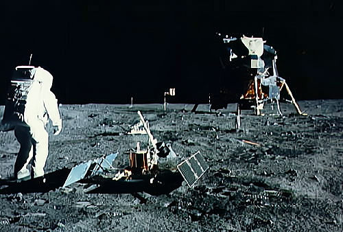 外星人 外星人真的存在吗？除黑暗森林理论以外，还有更可怕的解释