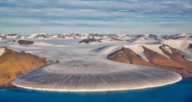 冰盖 格陵兰岛冰盖大规模融化，或影响着“全世界”，保护环境意义重大