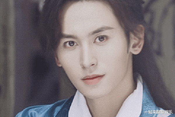 山河令|《山河令》演员微博简介，龚俊敬业，看到张哲瀚，有意思