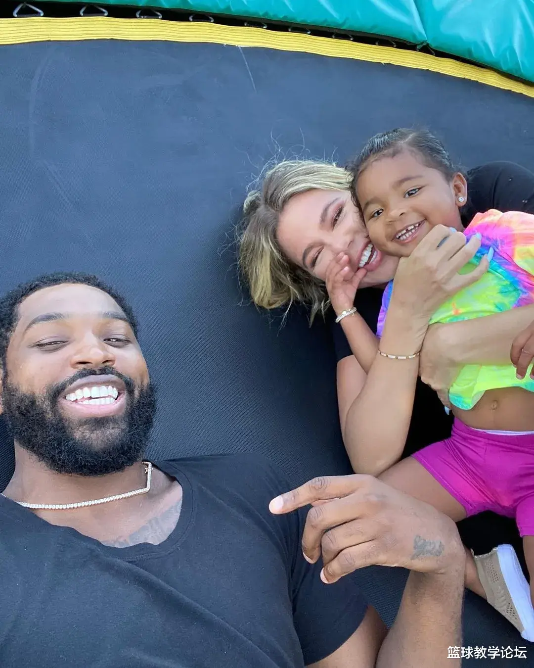 特里斯坦·湯普森|3個(gè)孩子3個(gè)媽！NBA第一渣男！卡戴珊都防不住湯普森